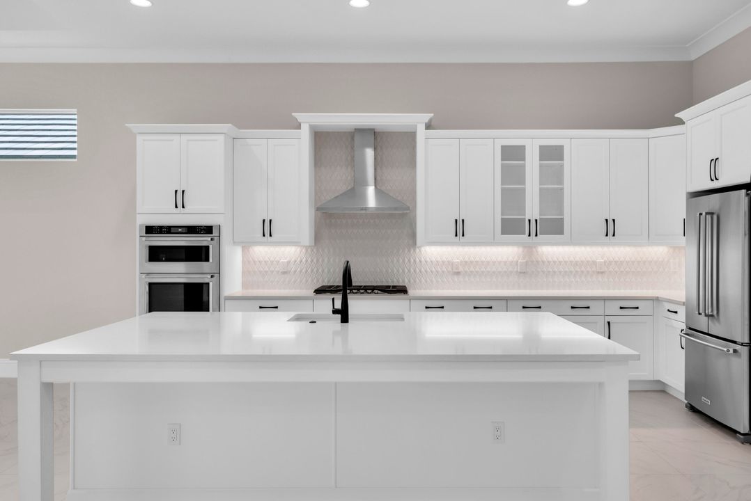 For Sale: $943,164 (3 beds, 3 baths, 2626 Square Feet)