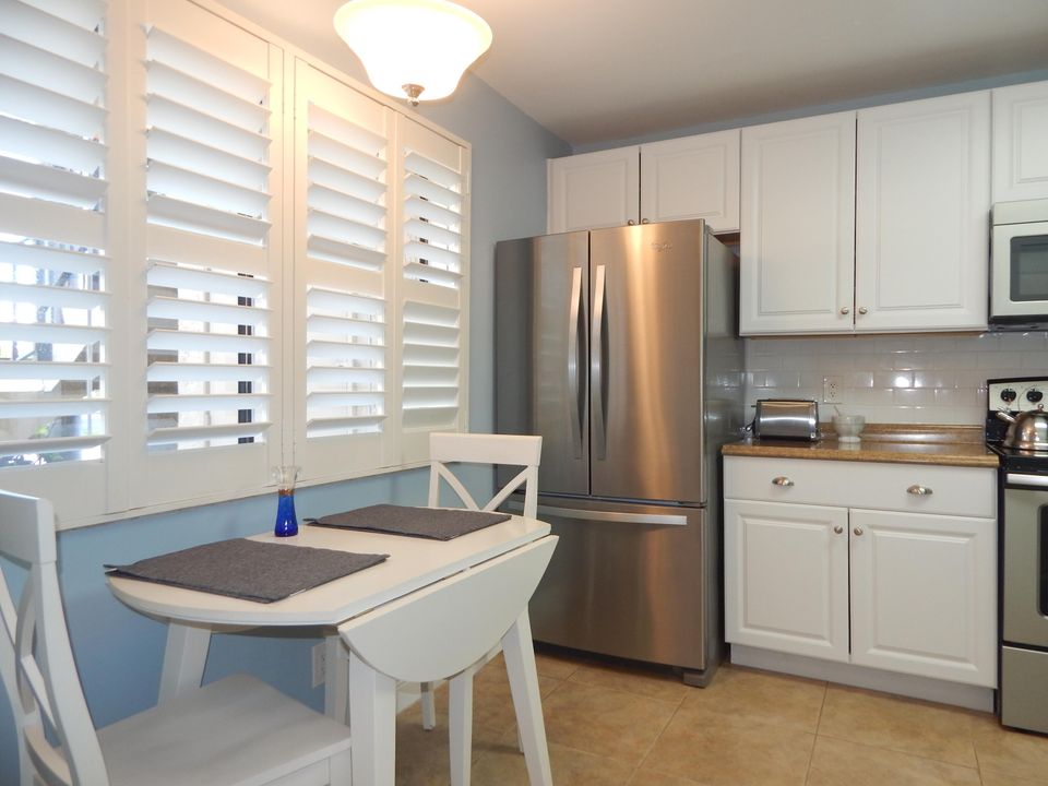 待售: $250,000 (2 贝兹, 2 浴室, 1150 平方英尺)