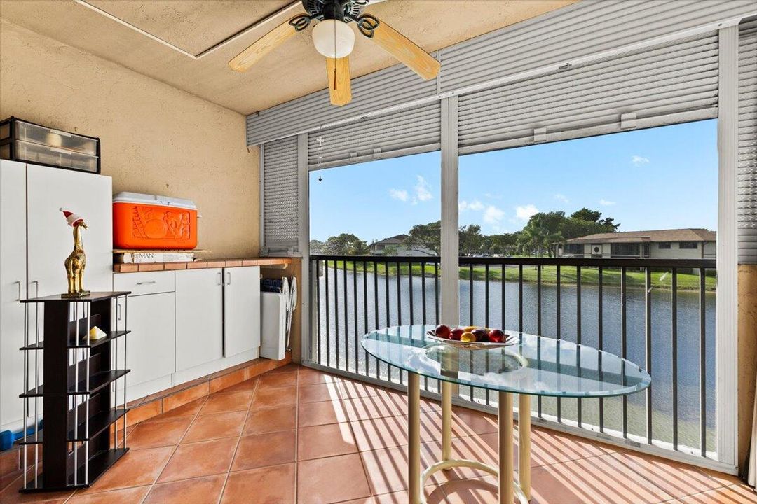 For Sale: $189,000 (2 beds, 2 baths, 1170 Square Feet)