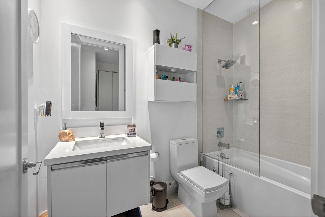 For Rent: $3,600 (3 beds, 3 baths, 1821 Square Feet)