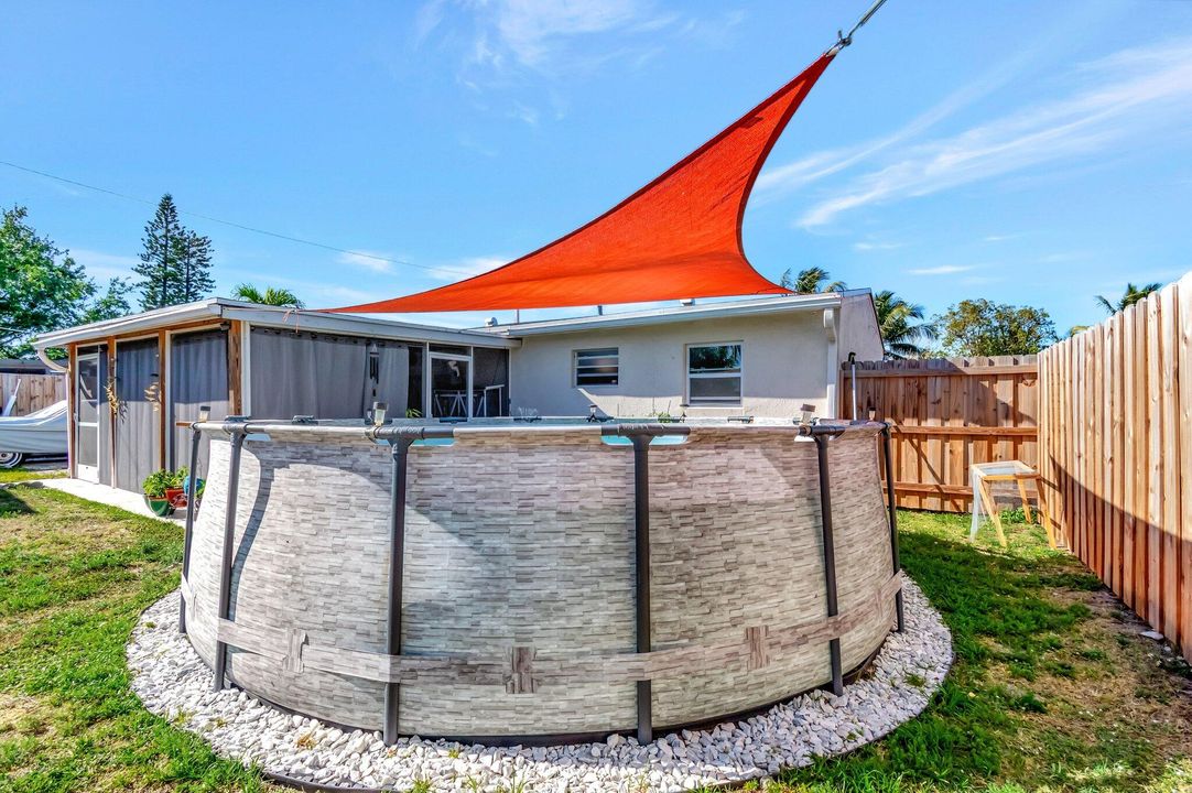 На продажу: $405,000 (3 спален, 2 ванн, 978 Квадратных фут)