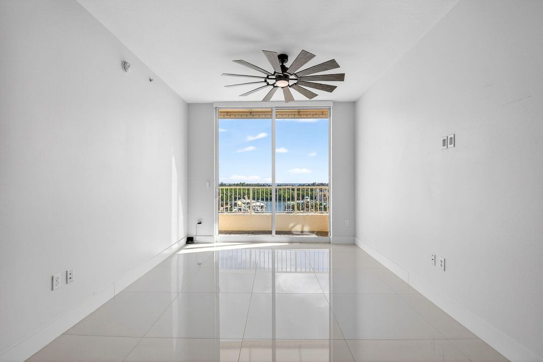 En Venta: $359,000 (1 camas, 1 baños, 691 Pies cuadrados)