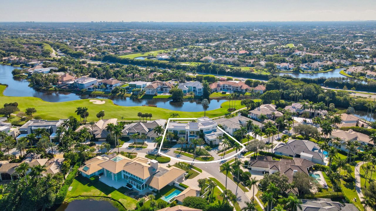 En Venta: $15,950,000 (6 camas, 7 baños, 8815 Pies cuadrados)