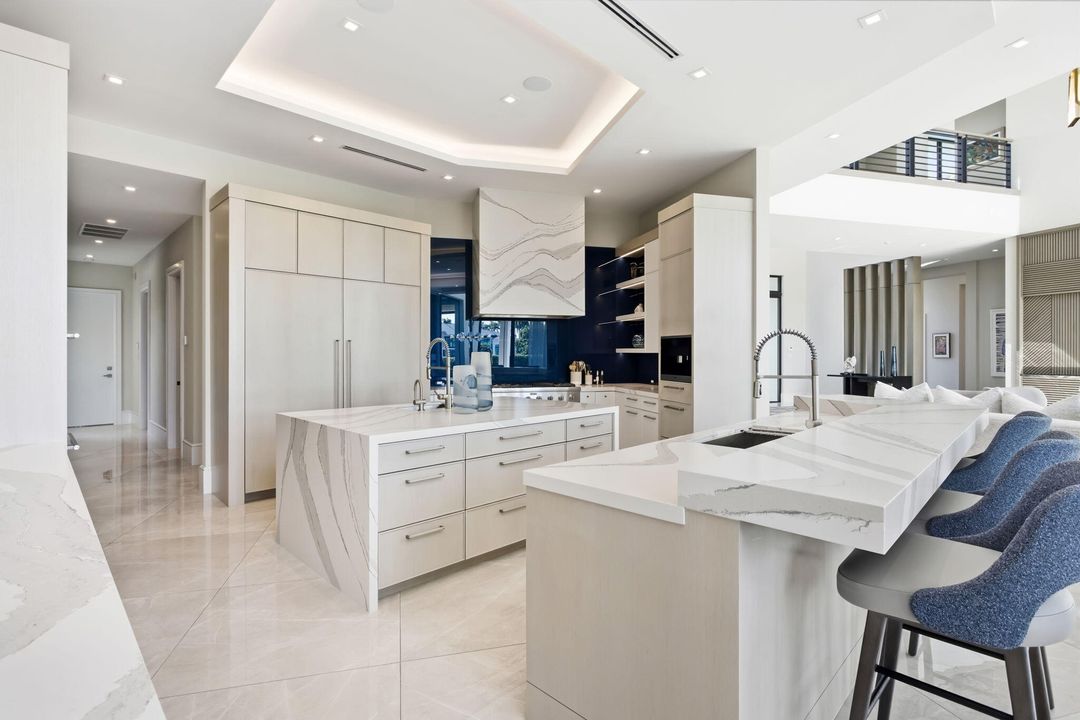 En Venta: $15,950,000 (6 camas, 7 baños, 8815 Pies cuadrados)