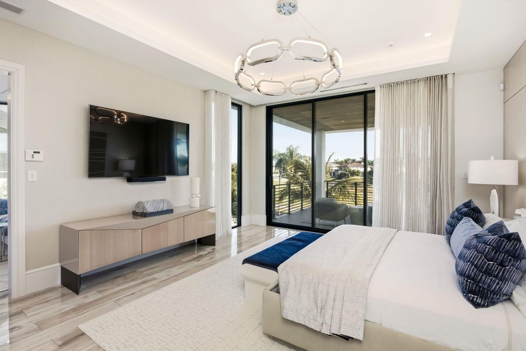 En Venta: $15,950,000 (6 camas, 7 baños, 8815 Pies cuadrados)