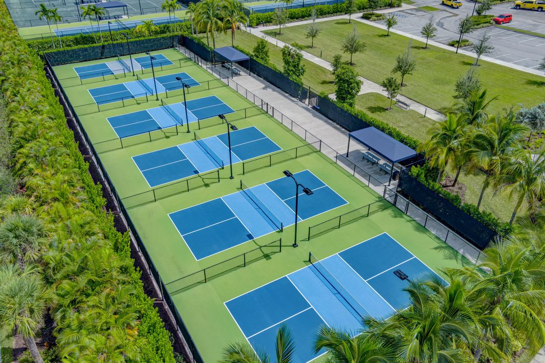 En Venta: $2,200,000 (4 camas, 4 baños, 3214 Pies cuadrados)