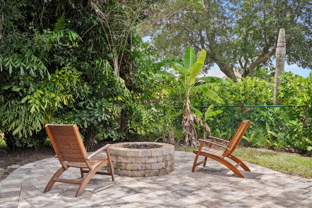 На продажу: $419,000 (3 спален, 2 ванн, 1250 Квадратных фут)