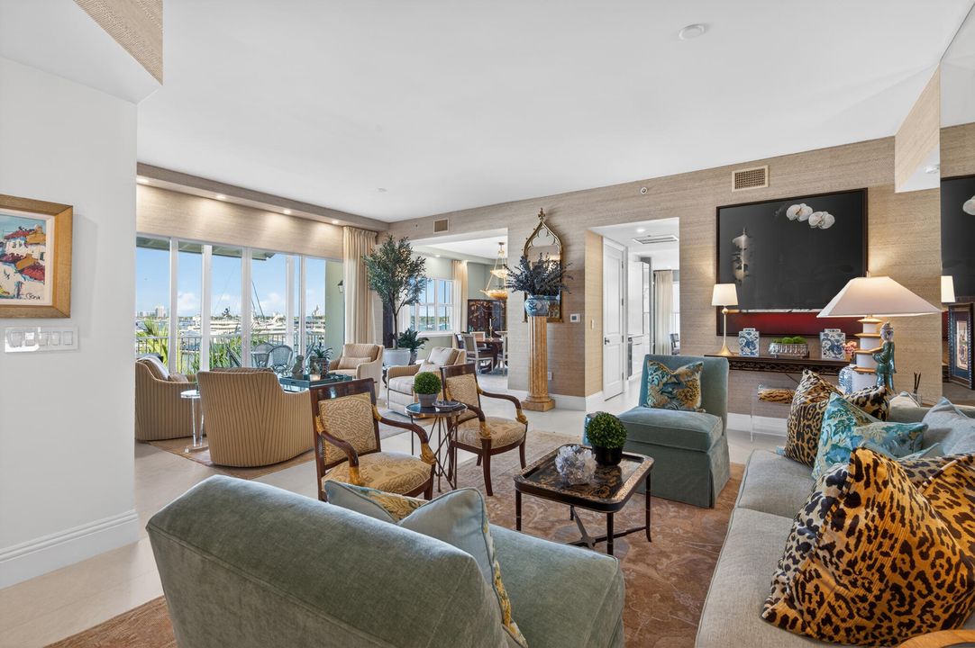 На продажу: $2,950,000 (3 спален, 2 ванн, 3067 Квадратных фут)