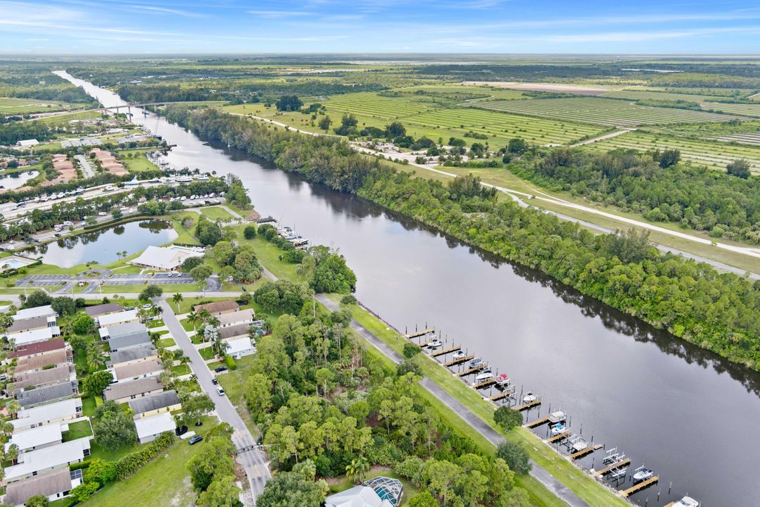 На продажу: $419,000 (3 спален, 2 ванн, 1250 Квадратных фут)