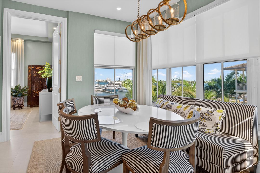 На продажу: $2,950,000 (3 спален, 2 ванн, 3067 Квадратных фут)