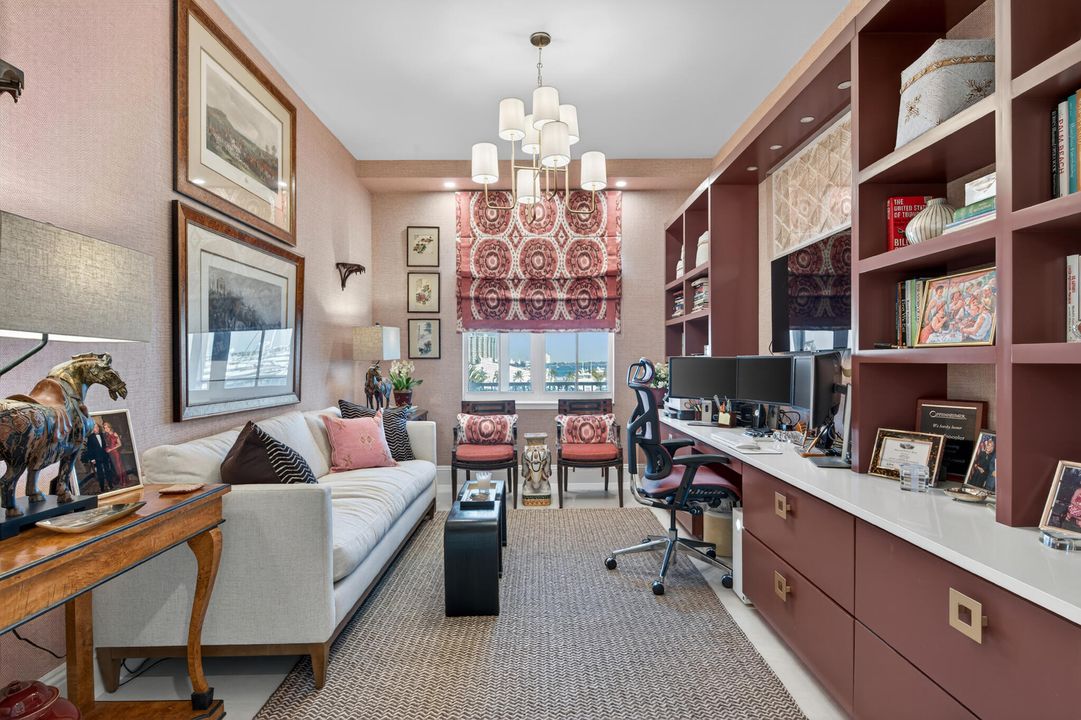 На продажу: $2,950,000 (3 спален, 2 ванн, 3067 Квадратных фут)