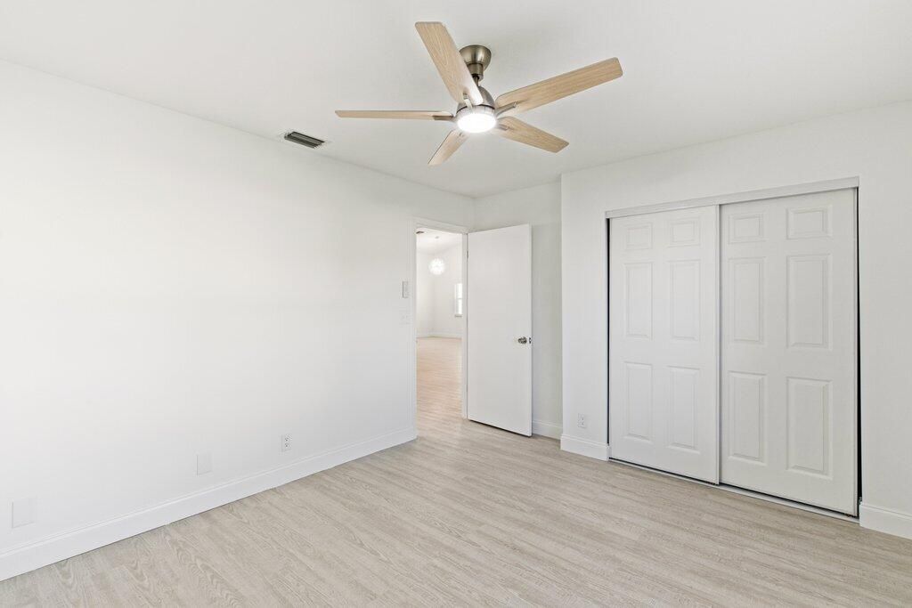 На продажу: $329,900 (3 спален, 2 ванн, 1519 Квадратных фут)