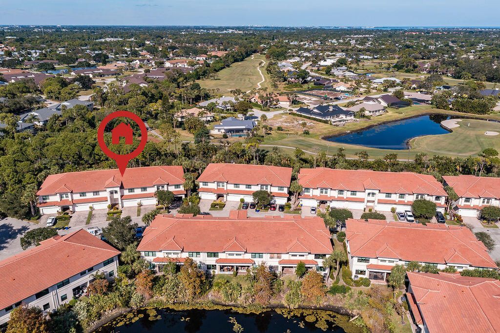 На продажу: $409,900 (3 спален, 2 ванн, 2031 Квадратных фут)