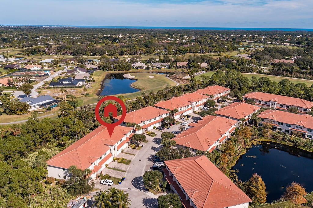 На продажу: $409,900 (3 спален, 2 ванн, 2031 Квадратных фут)