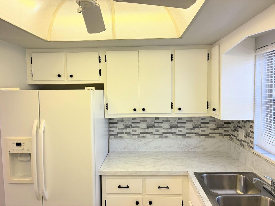 En Venta: $95,995 (1 camas, 1 baños, 662 Pies cuadrados)