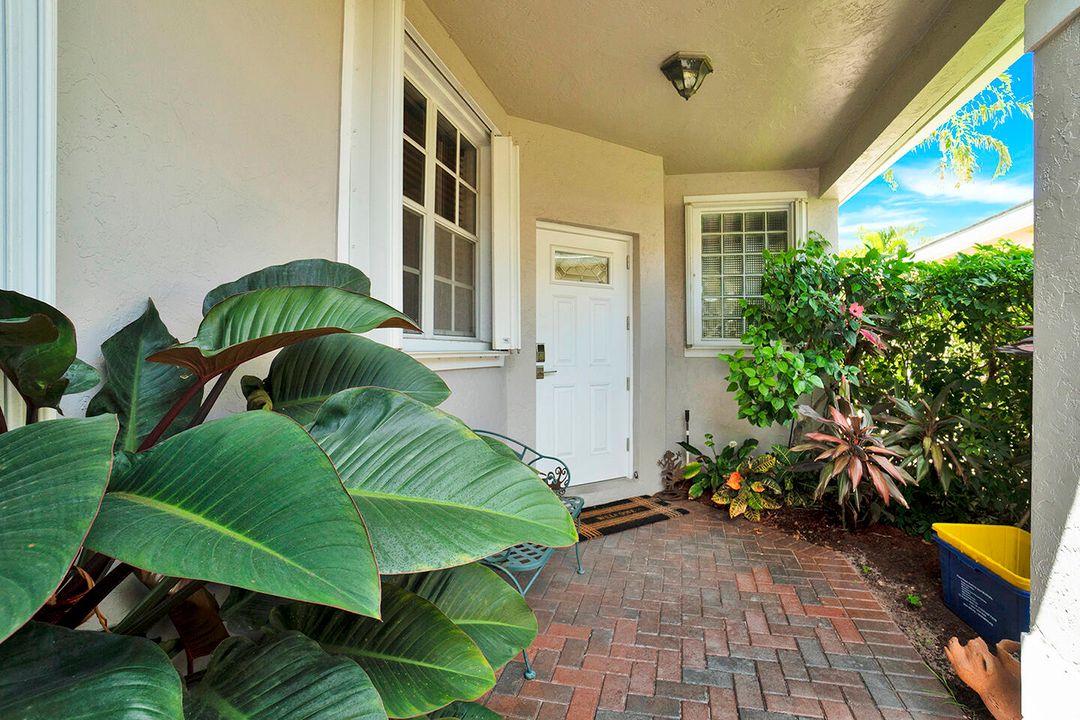 待售: $605,000 (2 贝兹, 2 浴室, 1566 平方英尺)