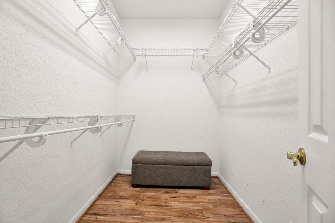 待售: $605,000 (2 贝兹, 2 浴室, 1566 平方英尺)