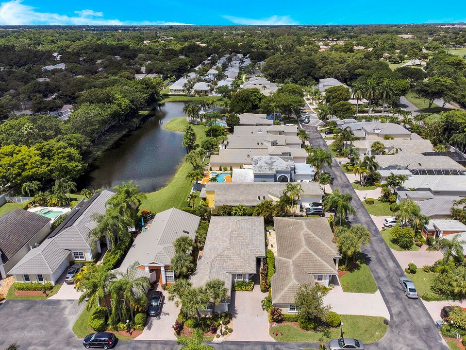 待售: $605,000 (2 贝兹, 2 浴室, 1566 平方英尺)