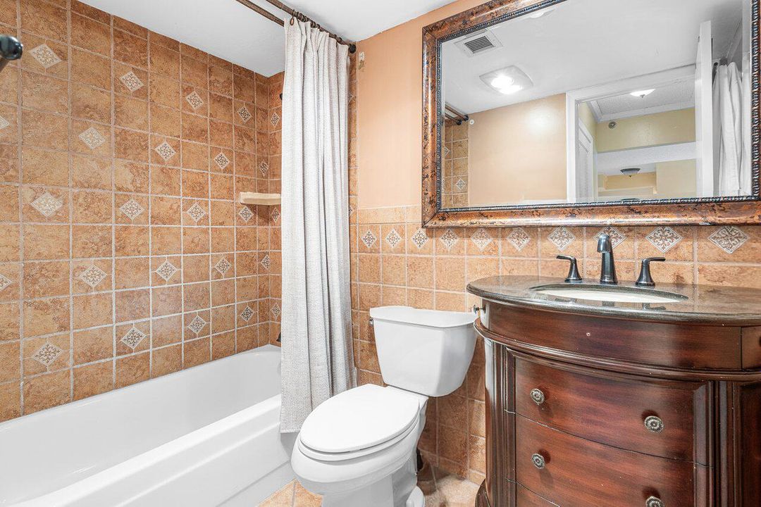 待售: $475,000 (2 贝兹, 2 浴室, 1050 平方英尺)