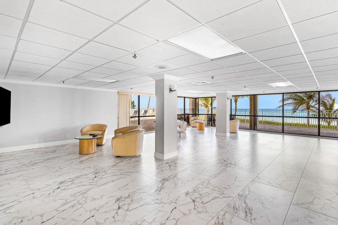 待售: $475,000 (2 贝兹, 2 浴室, 1050 平方英尺)