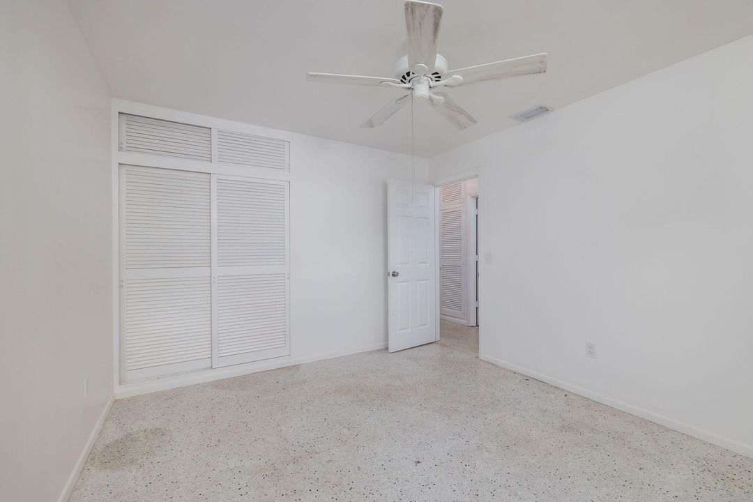 出租: $2,200 (3 贝兹, 2 浴室, 1024 平方英尺)