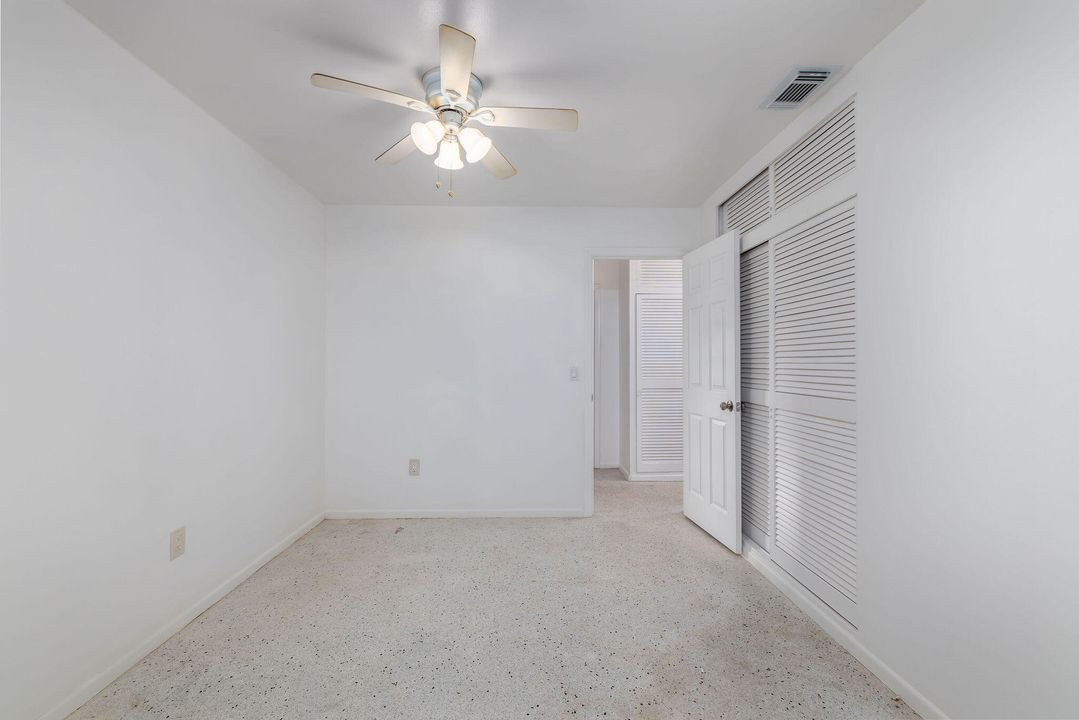 出租: $2,200 (3 贝兹, 2 浴室, 1024 平方英尺)