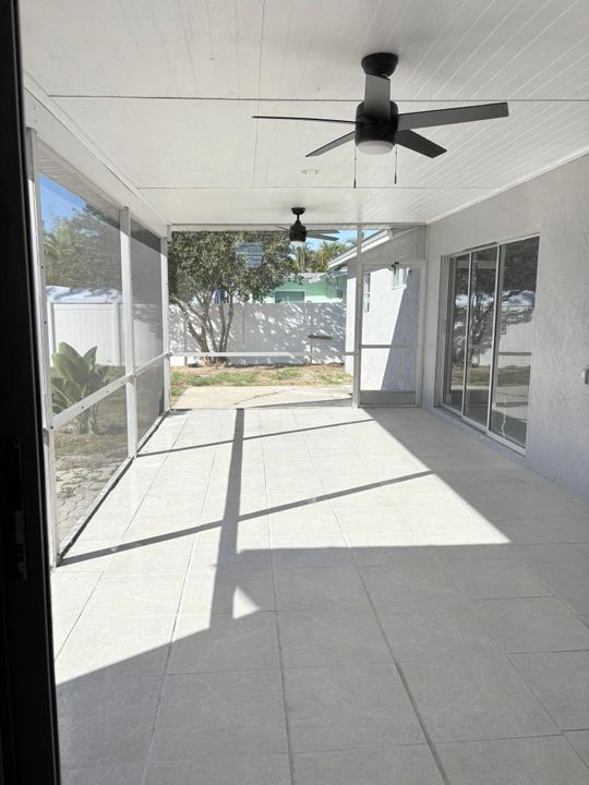 En Venta: $470,000 (3 camas, 2 baños, 1899 Pies cuadrados)