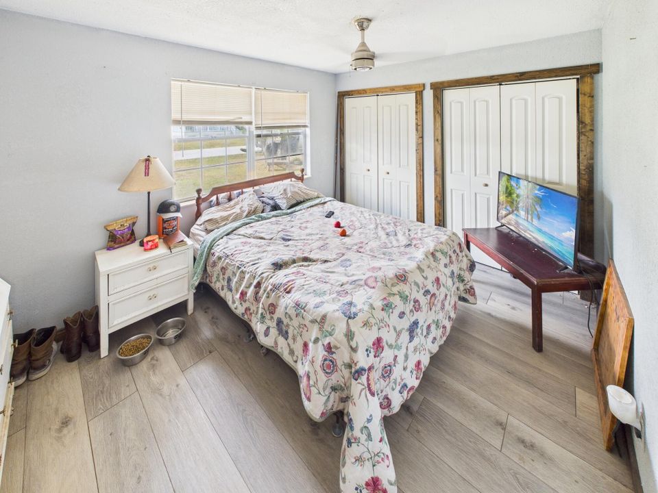 En Venta: $299,000 (2 camas, 2 baños, 1136 Pies cuadrados)