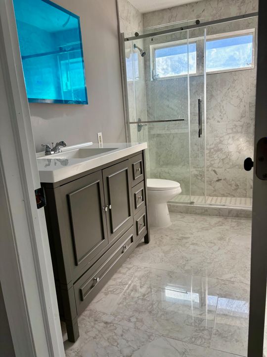 En Venta: $470,000 (3 camas, 2 baños, 1899 Pies cuadrados)