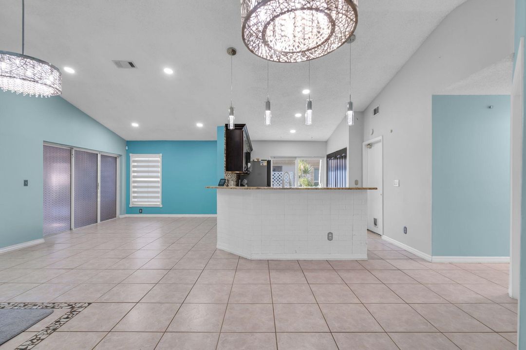 For Sale: $515,000 (3 beds, 2 baths, 1752 Square Feet)