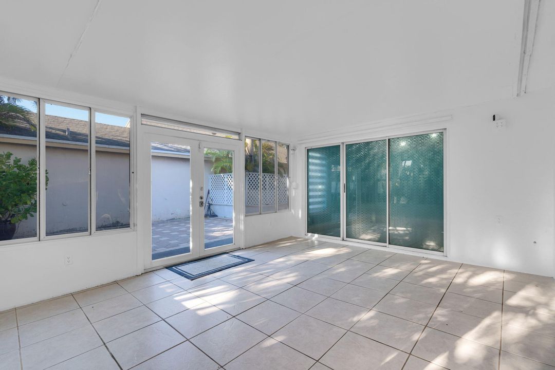 For Sale: $515,000 (3 beds, 2 baths, 1752 Square Feet)