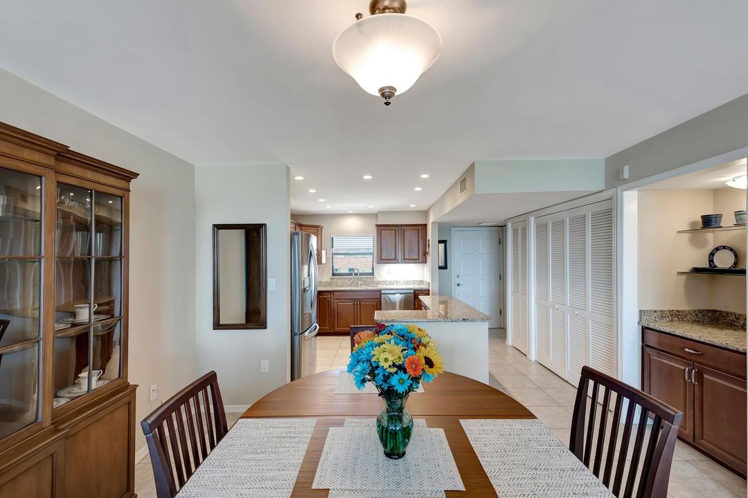 For Sale: $645,995 (2 beds, 2 baths, 1300 Square Feet)