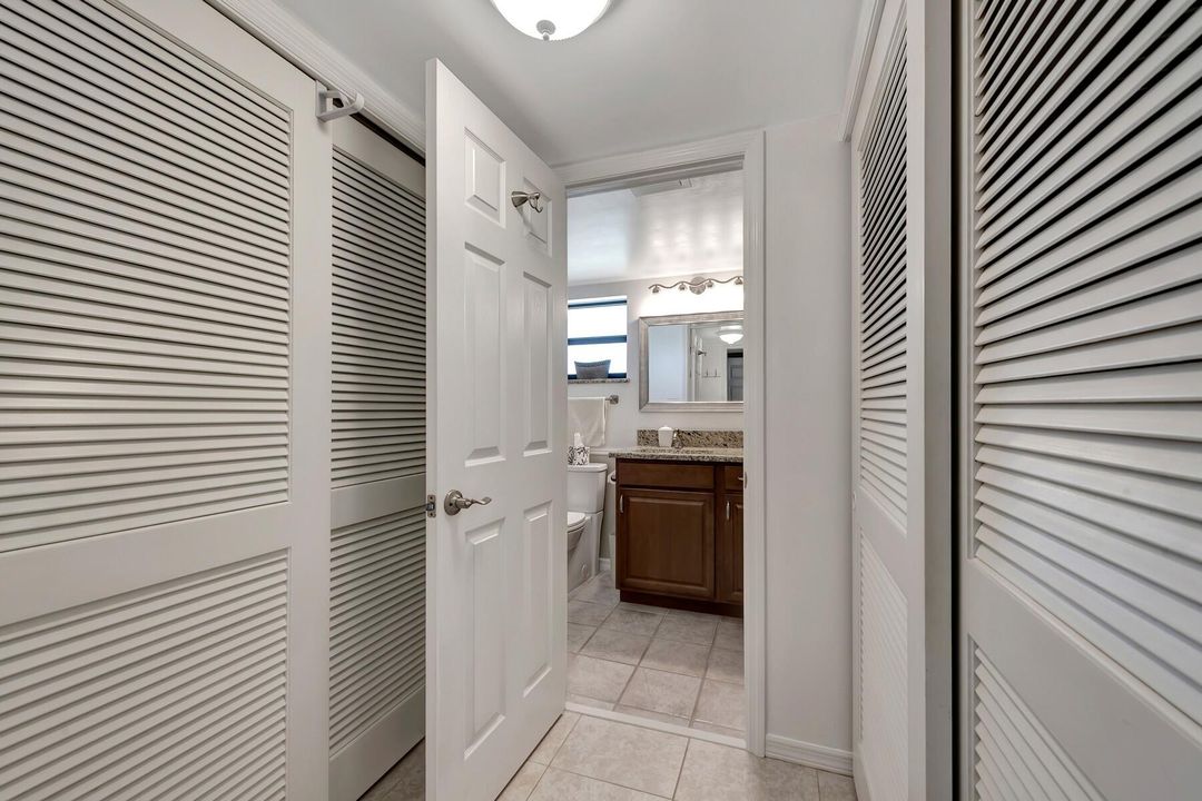 For Sale: $645,995 (2 beds, 2 baths, 1300 Square Feet)