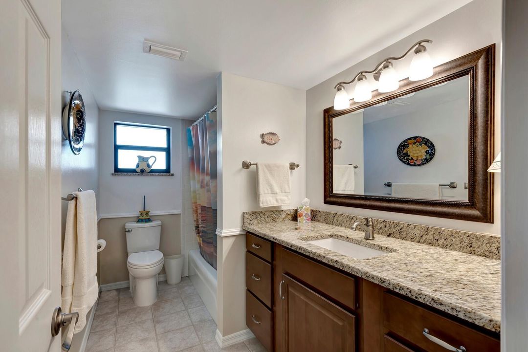 For Sale: $645,995 (2 beds, 2 baths, 1300 Square Feet)