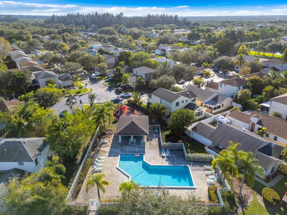 For Sale: $515,000 (3 beds, 2 baths, 1752 Square Feet)