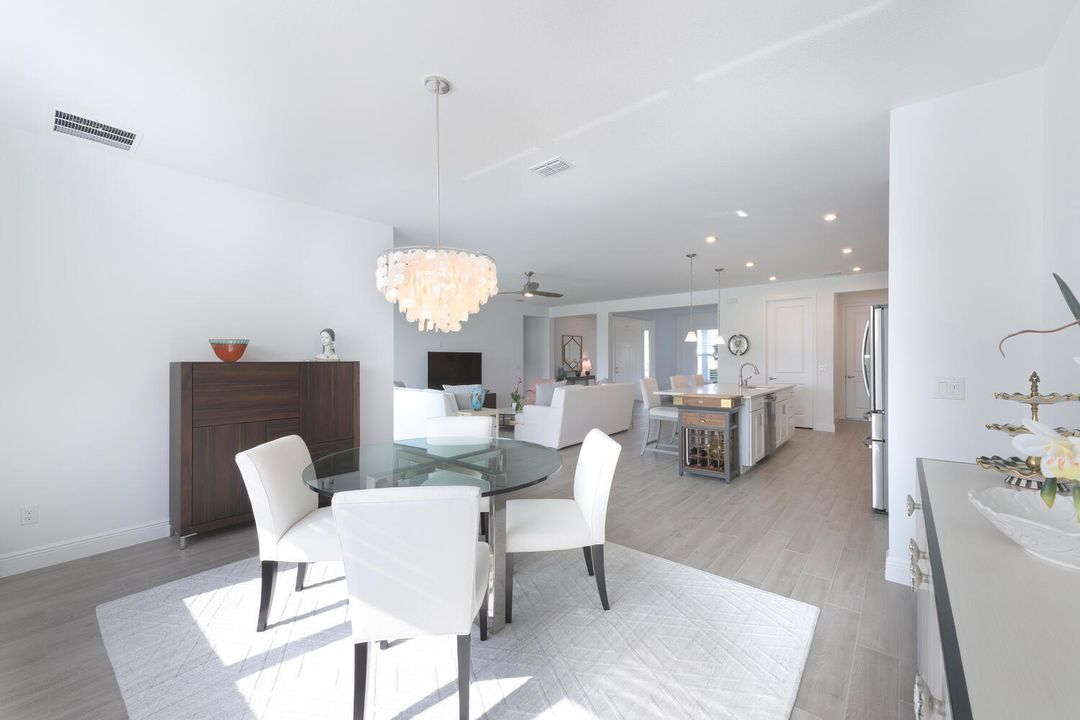 For Sale: $699,995 (3 beds, 2 baths, 2375 Square Feet)