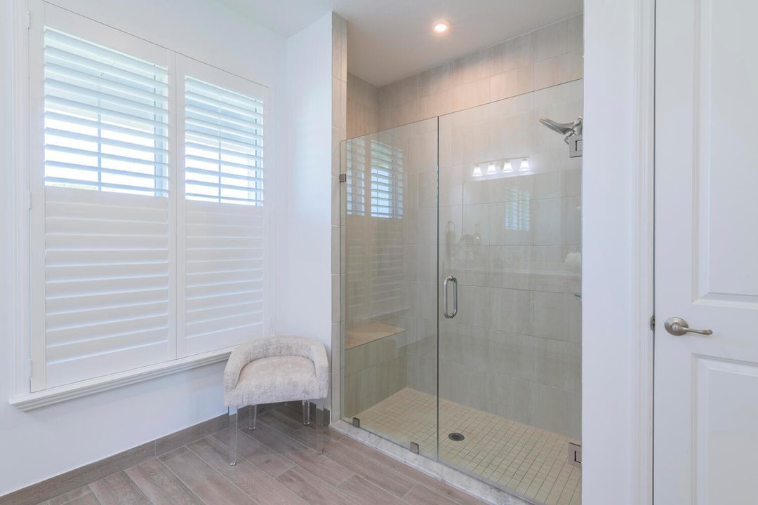 For Sale: $699,995 (3 beds, 2 baths, 2375 Square Feet)