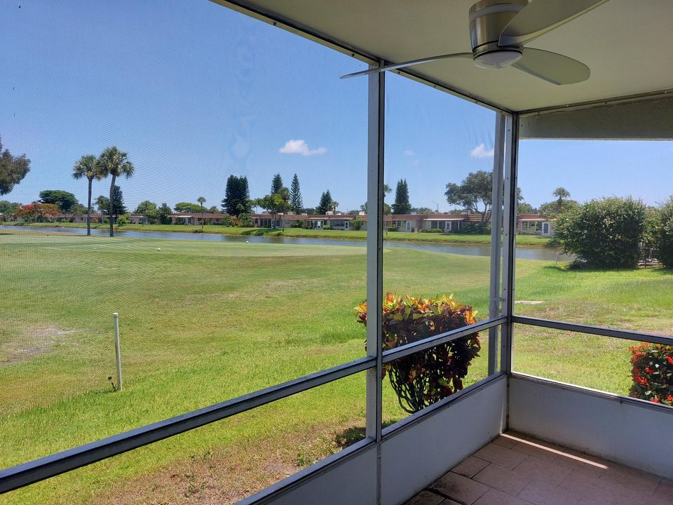 出租: $1,400 (1 贝兹, 1 浴室, 720 平方英尺)