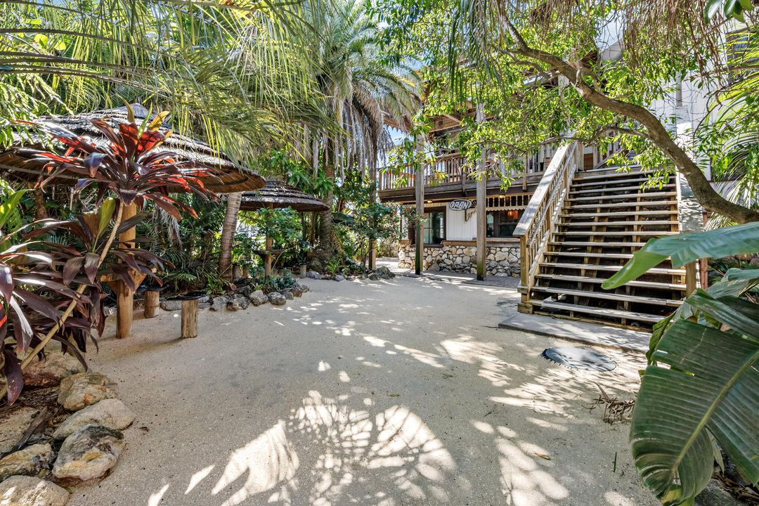 En Venta: $1,100,000 (0 camas, 0 baños, 4202 Pies cuadrados)