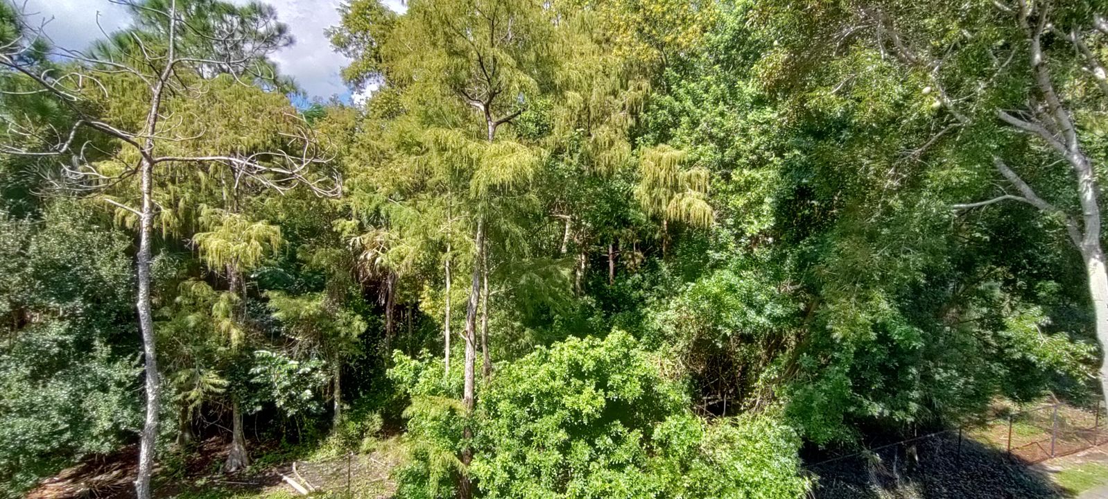 For Sale: $285,000 (2 beds, 2 baths, 1112 Square Feet)