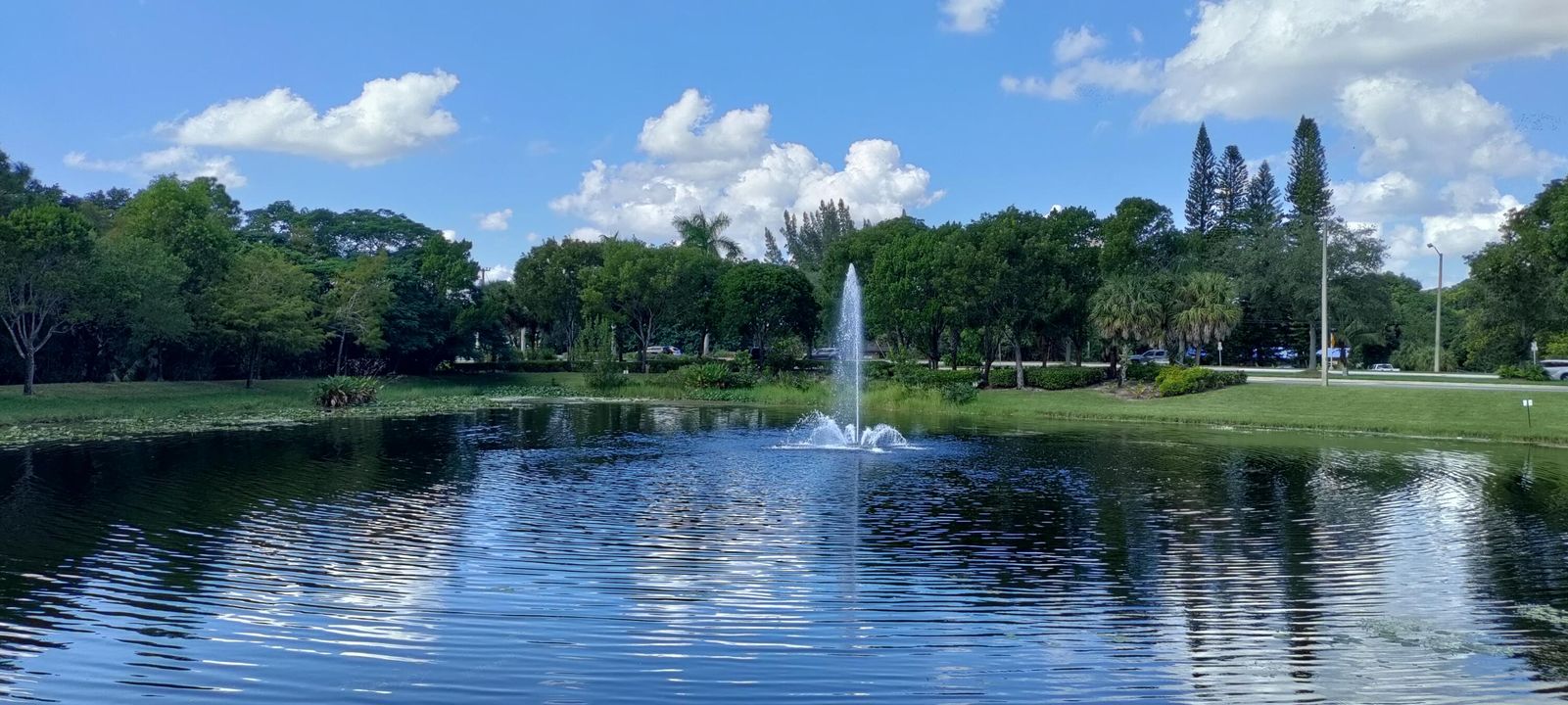 For Sale: $285,000 (2 beds, 2 baths, 1112 Square Feet)