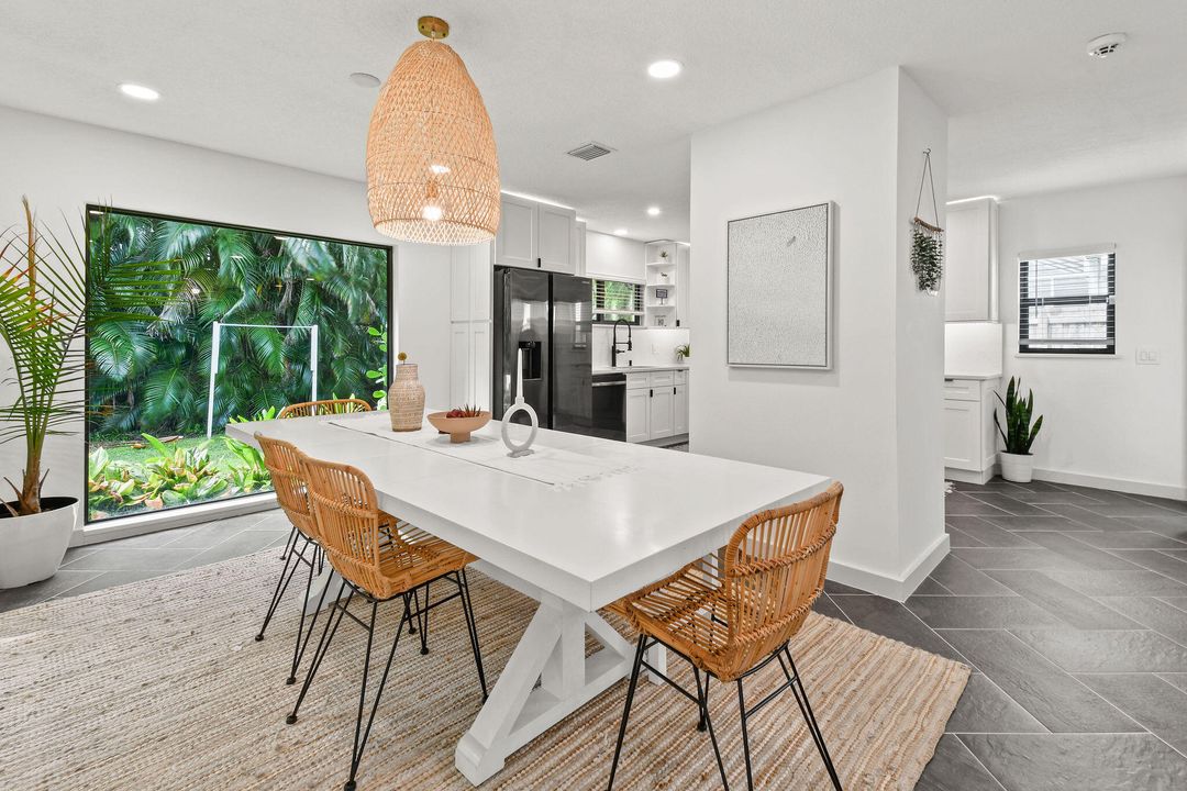 For Rent: $13,500 (3 beds, 2 baths, 1652 Square Feet)