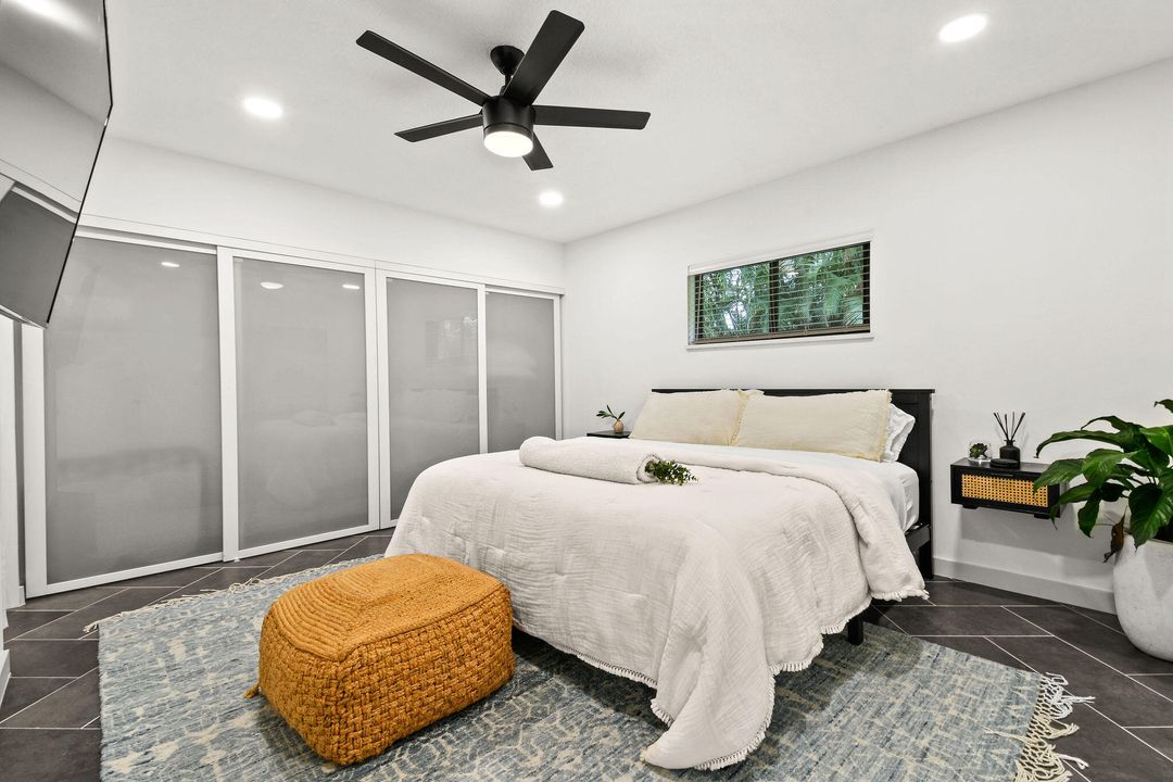 For Rent: $13,500 (3 beds, 2 baths, 1652 Square Feet)