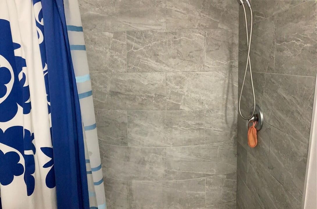 В аренду: $1,350 (1 спален, 1 ванн, 684 Квадратных фут)