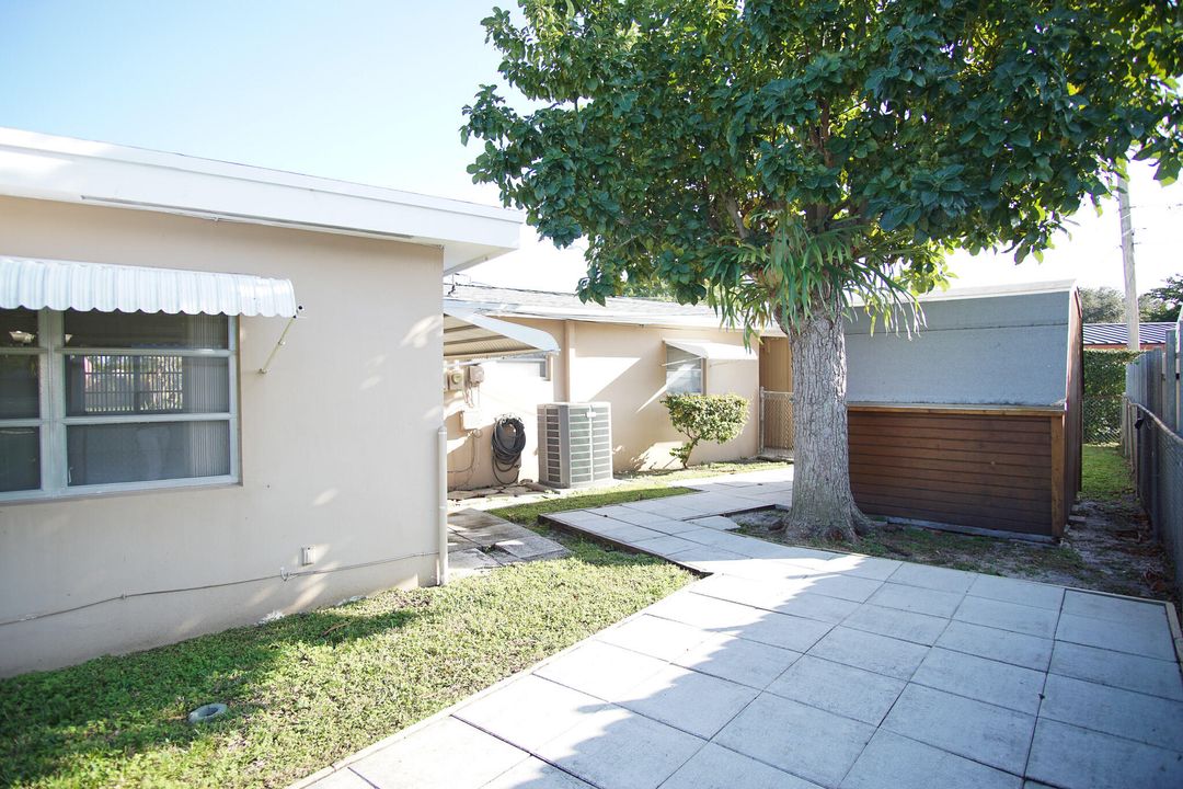 For Sale: $475,000 (3 beds, 2 baths, 1578 Square Feet)
