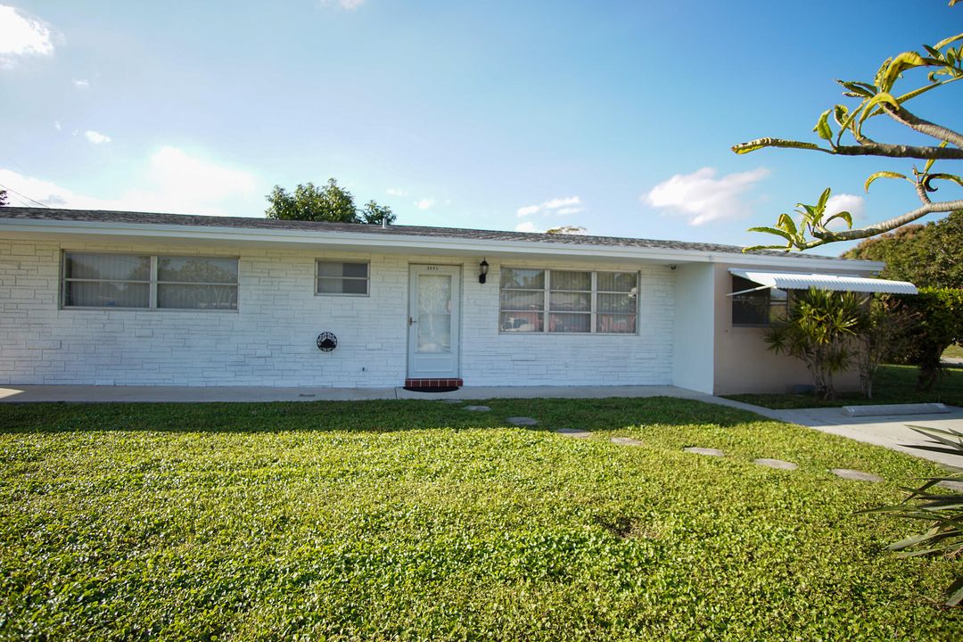 For Sale: $475,000 (3 beds, 2 baths, 1578 Square Feet)
