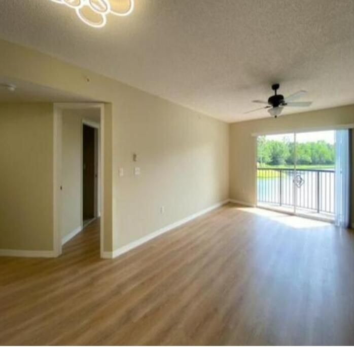 En Renta: $2,675 (2 camas, 2 baños, 1107 Pies cuadrados)