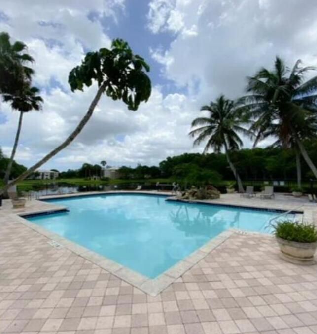 En Renta: $2,675 (2 camas, 2 baños, 1107 Pies cuadrados)