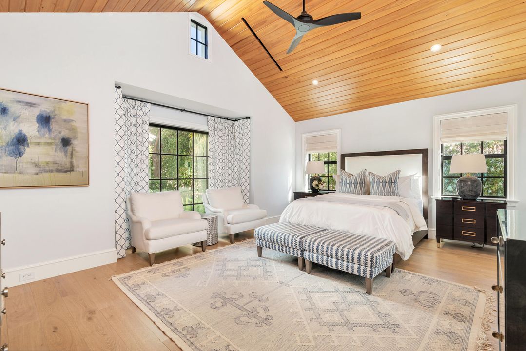 На продажу: $13,500,000 (3 спален, 3 ванн, 2611 Квадратных фут)