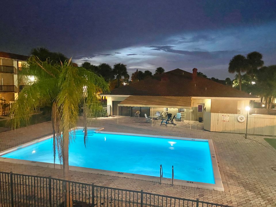 For Rent: $1,550 (1 beds, 1 baths, 495 Square Feet)